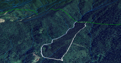 Sítio com Cachoeira no Alto do Alcantilado