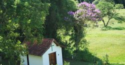 Sítio com Cachoeiras em Santo Antônio