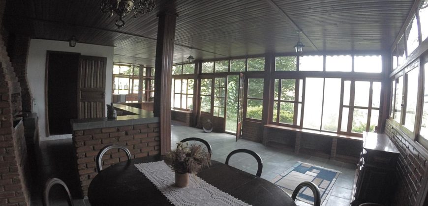 Sítio com Cachoeiras em Santo Antônio