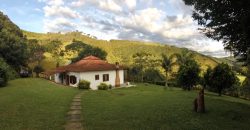 Sítio com Cachoeiras em Santo Antônio