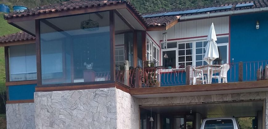 Sítio no Vale das Cruzes