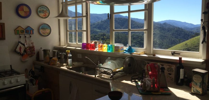 Sítio no Vale das Cruzes