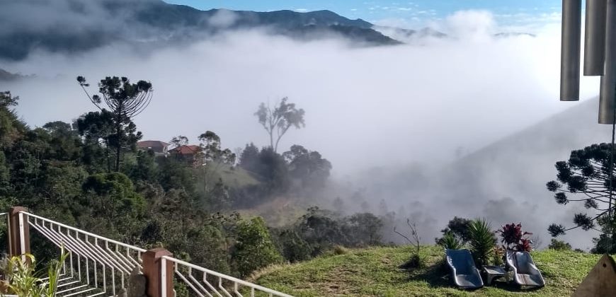 Sítio no Vale das Cruzes