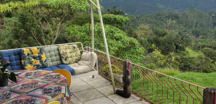 Sítio no Vale das Cruzes