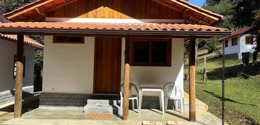 Casa com Chalé no Alcantilado