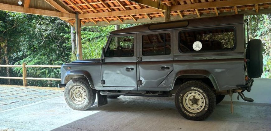 Casa com Chalé no Alcantilado