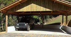 Casa com Chalé no Alcantilado