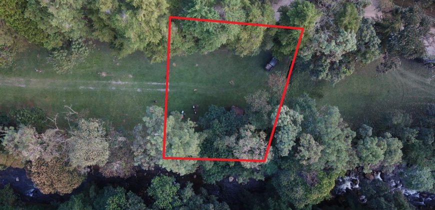 Terreno na parte alta da Vila de Maringá – RJ