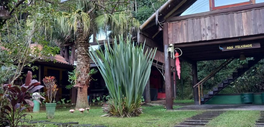 Casa Grande em Condomínio Casa Grande em Condomínio