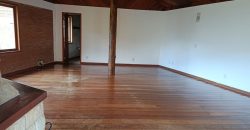 Casa com Chalé na Santa Clara Casa com Chalé na Santa Clara